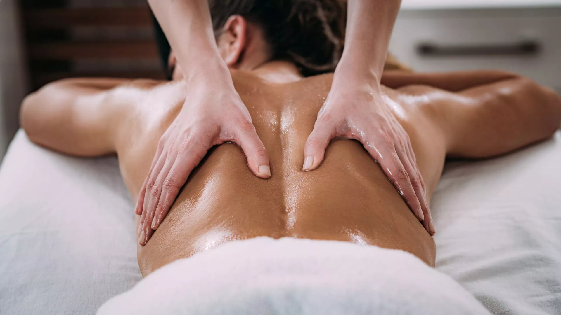 Deep tissue massage for posture